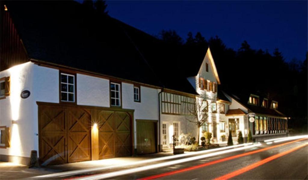 Hotel Restaurant Kaiser กลาทท์ ภายนอก รูปภาพ